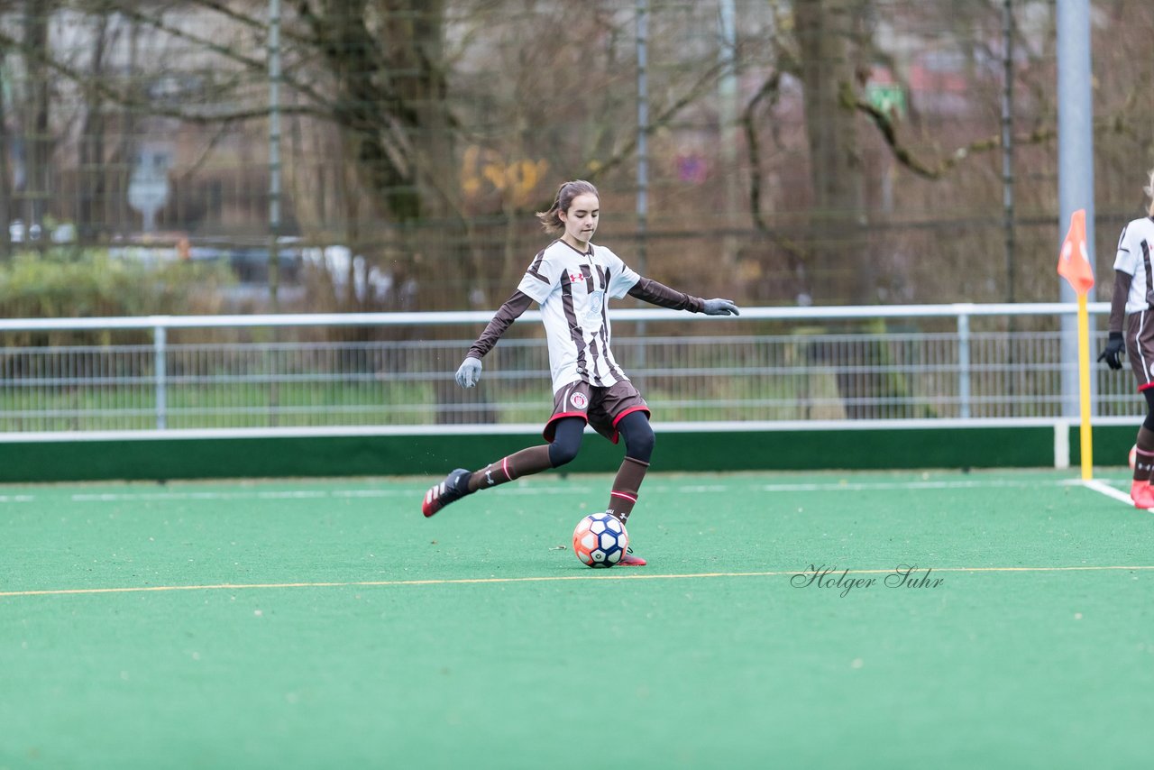 Bild 55 - wBJ VfL Pinneberg - St. Pauli : Ergebnis: 7:0 (Abbruch)